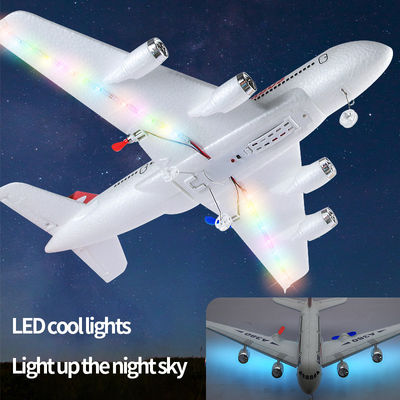 Características Volver automático 2.4 G Durable Styrofoam Avión 70g Modelo de control remoto Helicóptero de juguete A380 Rc Avión Avión 110m Caja