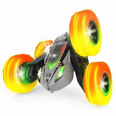 Estado de ensamblaje listo para funcionar Control remoto de alta velocidad Automóvil de acrobacias con diseño de color de doble lado